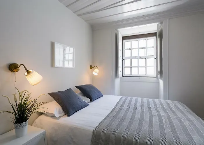 Epic Days ゲストハウス コインブラ