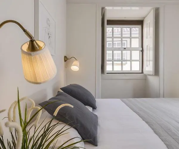 Epic Days ゲストハウス コインブラ