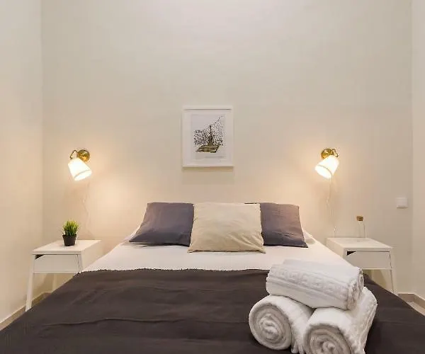 ゲストハウス Epic Days 3*